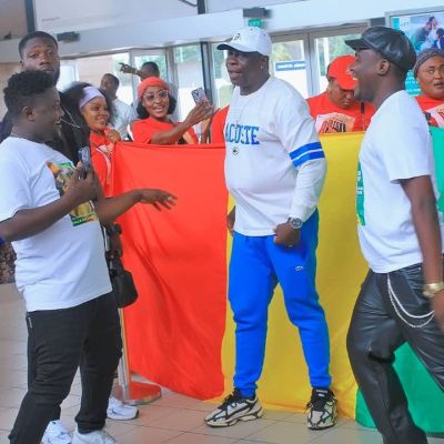 Concert : l’arrivée de Djelykaba Bintou à Abidjan