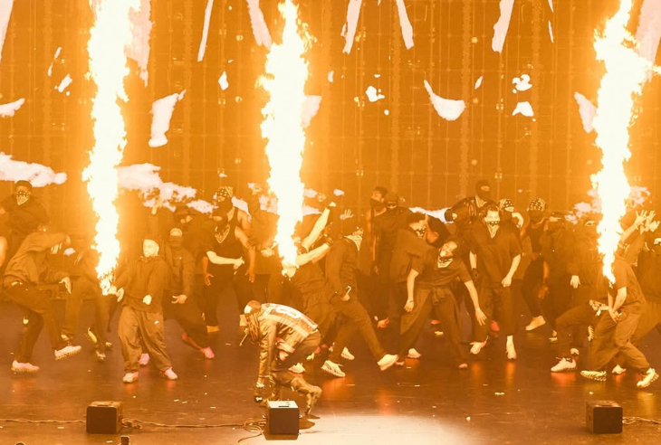 himra aux flammes 2025  