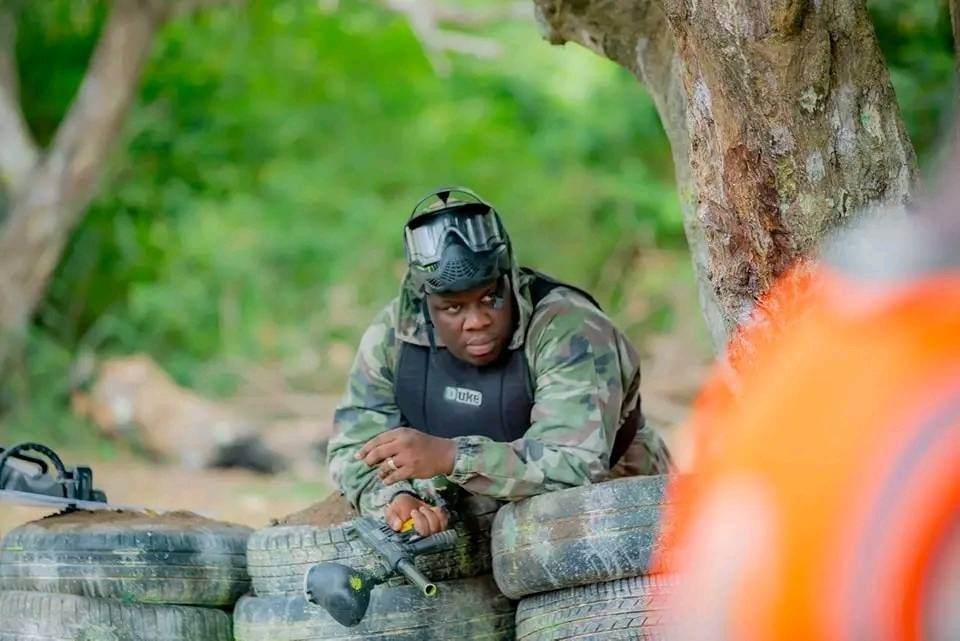 quelques images de l enterrement de vie de garcon de kerozen  quelques images de l enterrement de vie de garcon de kerozen