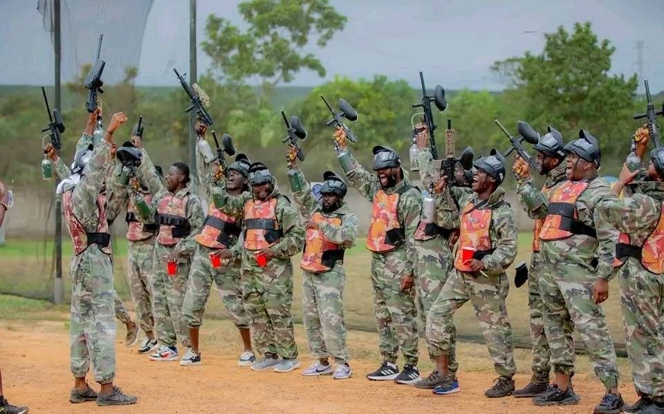 quelques images de l enterrement de vie de garcon de kerozen  quelques images de l enterrement de vie de garcon de kerozen